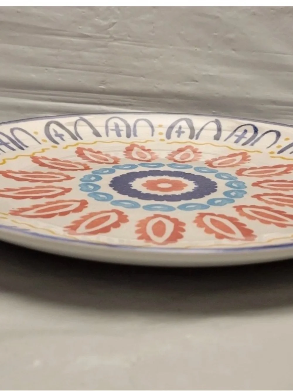 Hobby Lobby 4pk Medallion Dinner & Salad Plates Azteca Blue Red Spanish Tile